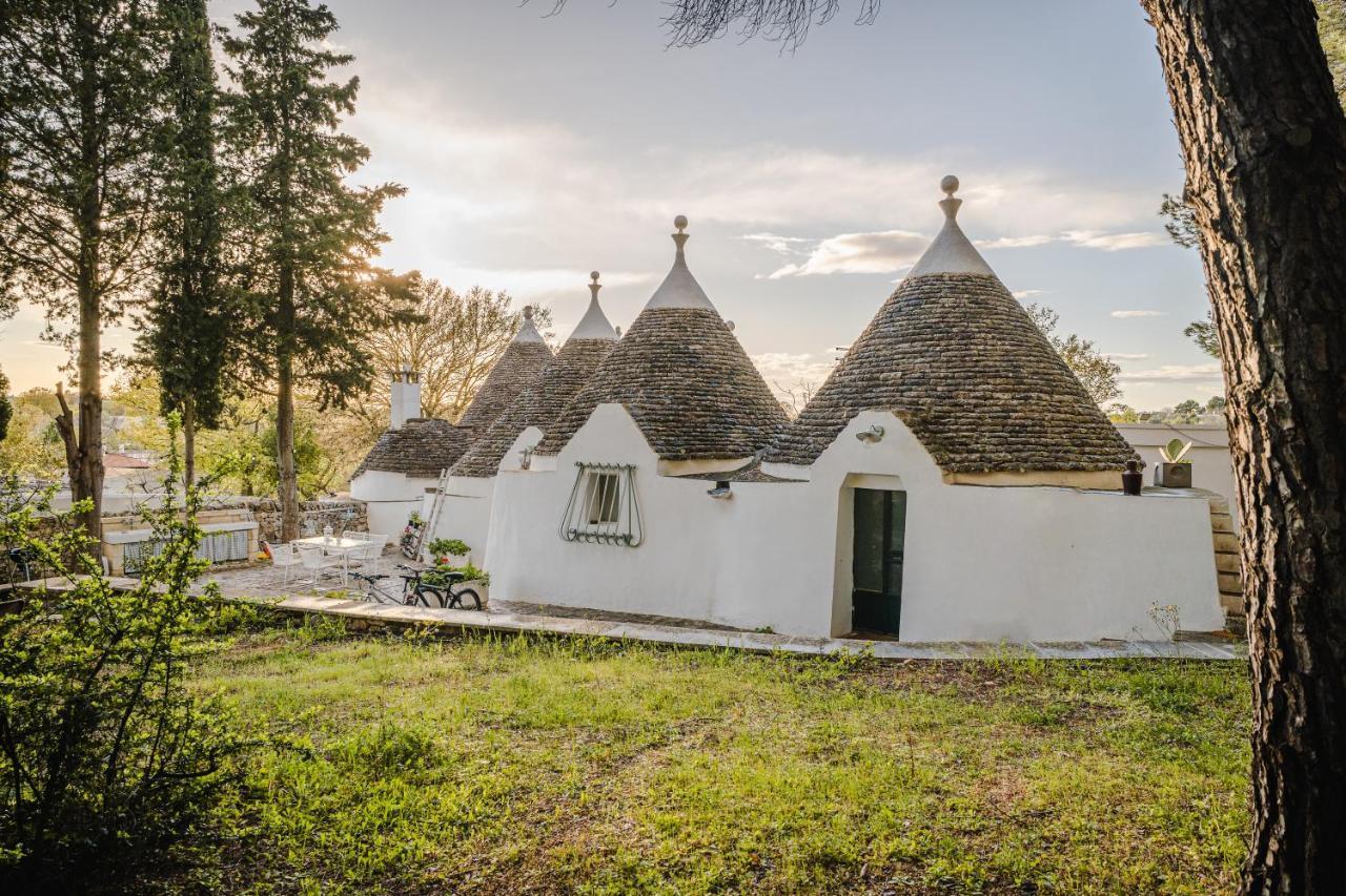 19 Secolo - Trulli Con Foresta, Bici E Barbecue Cisternino Exteriér fotografie